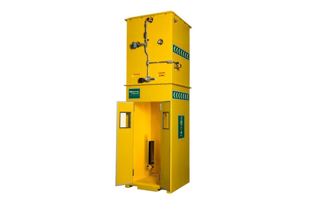 Outdoor Overhead Tank Combination Shower Safety Shower Stations